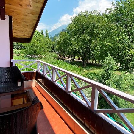 Six Seasons Pahalgam Exterior photo