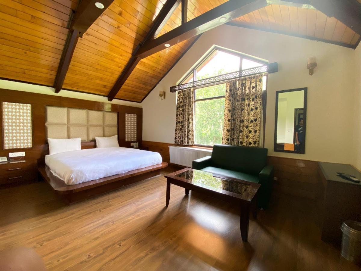 Six Seasons Pahalgam Exterior photo